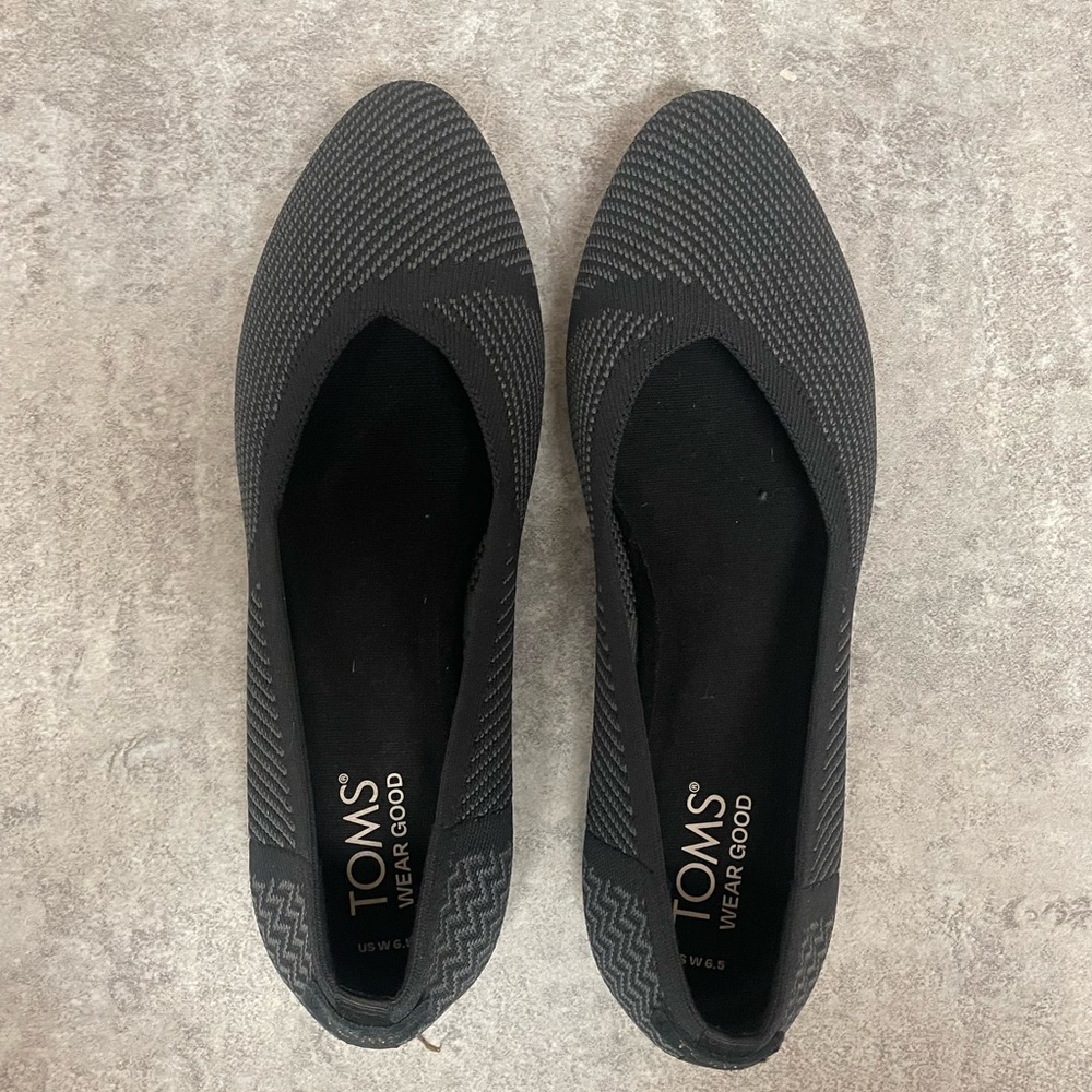 Toms Jutti Neat Black Knit Flat, 6 1/2